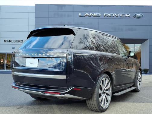 2026 Land Rover Range Rover P400 SE