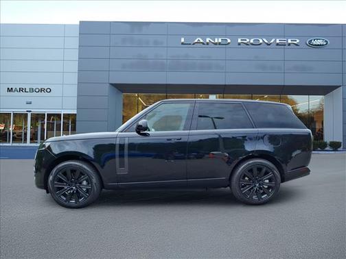 Black 2026 Land Rover Range Rover P550e SE