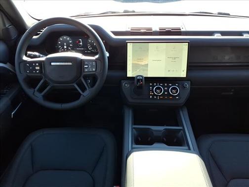 2026 Land Rover Defender X-Dynamic SE