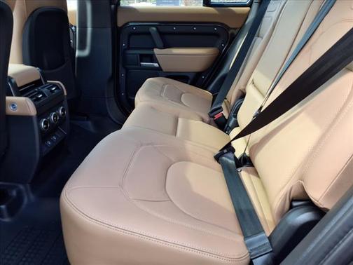2025 Land Rover Defender 130 S