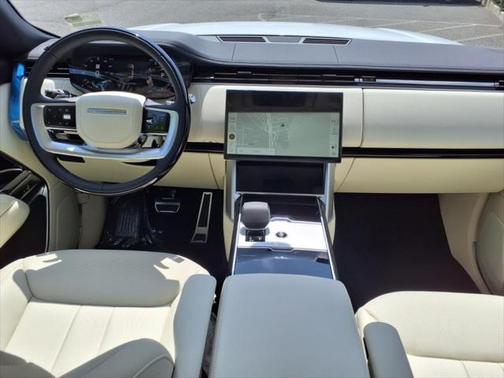 2025 Land Rover Range Rover SE LWB