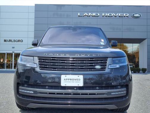2023 Land Rover Range Rover SE LWB