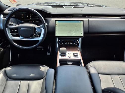2023 Land Rover Range Rover SE LWB