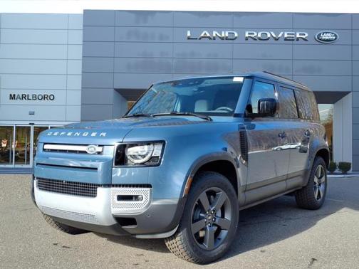 2025 Land Rover Defender 110 P400 S