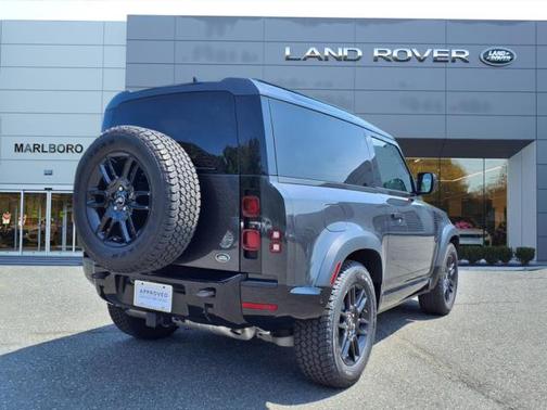 2022 Land Rover Defender 90 X-Dynamic S