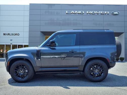 2022 Land Rover Defender 90 X-Dynamic S