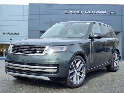 2025 Land Rover Range Rover P530 SE