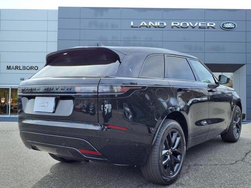 2026 Land Rover Range Rover Velar P250 SE R-Dynamic