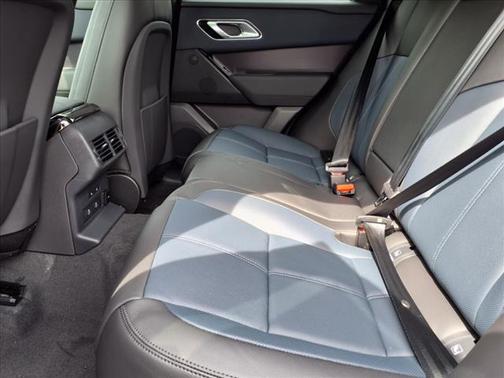 2026 Land Rover Range Rover Velar P250 SE R-Dynamic