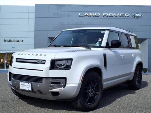2023 Land Rover Defender 110 SE