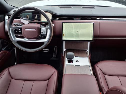 2025 Land Rover Range Rover P530 SE