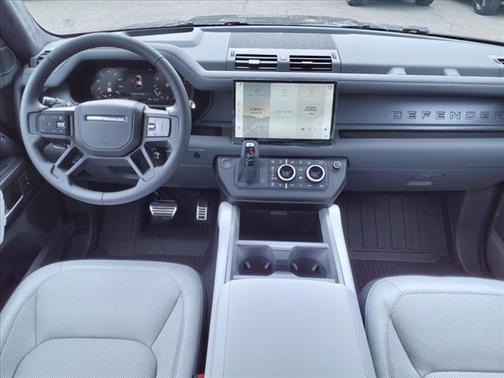 2025 Land Rover Defender 110 V8