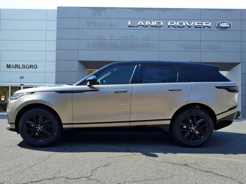Batumi Gold Premium Metallic 2026 Land Rover Range Rover Velar P250 SE R-Dynamic