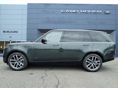 2026 Land Rover Range Rover P400 SE 7 Seat