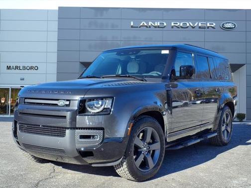 2025 Land Rover Defender V8