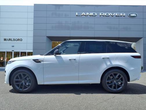 2025 Land Rover Range Rover Sport SE