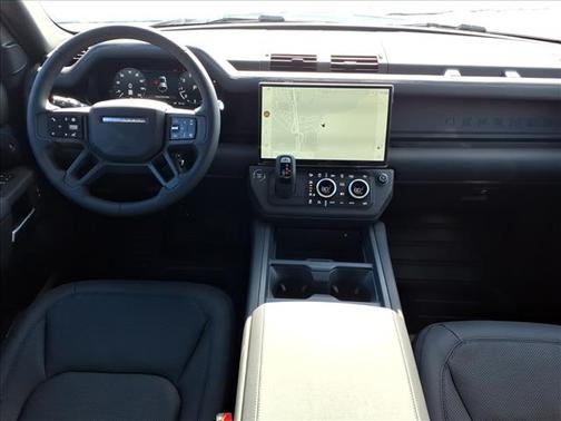 2026 Land Rover Defender P400 X-Dynamic SE