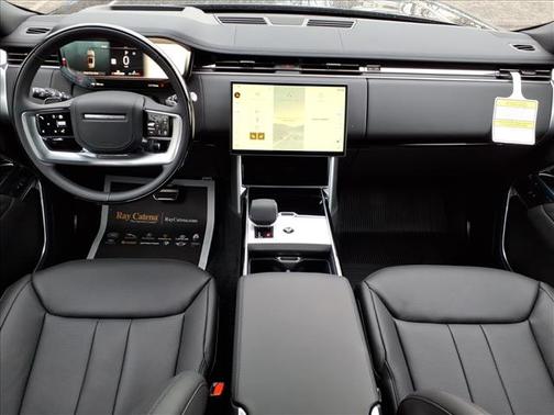 2026 Land Rover Range Rover P530 SE