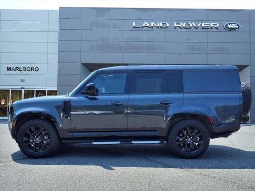 2024 Land Rover Defender 130 Outbound