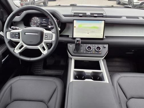 2025 Land Rover Defender 110 S