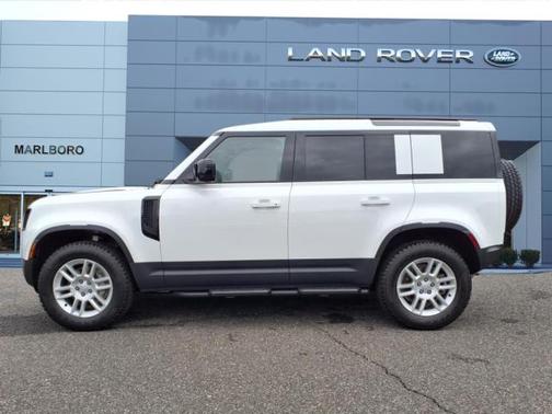 2025 Land Rover Defender 110 S