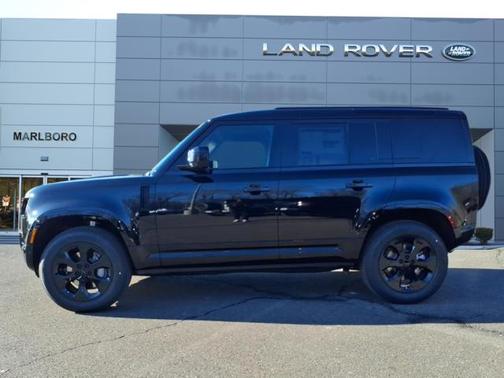 2026 Land Rover Defender P400 X-Dynamic SE