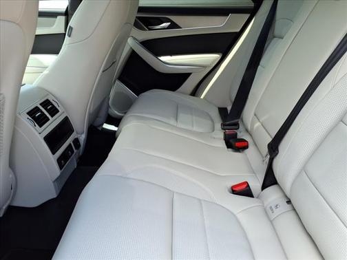 2026 Jaguar F-PACE P250