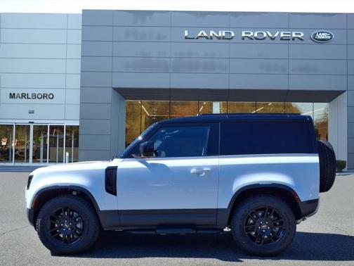 2025 Land Rover Defender 90 P300 S
