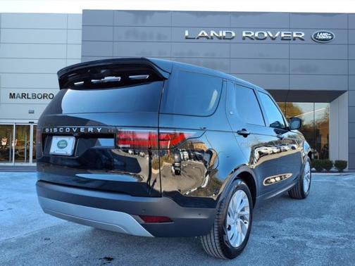 2025 Land Rover Discovery P300 S
