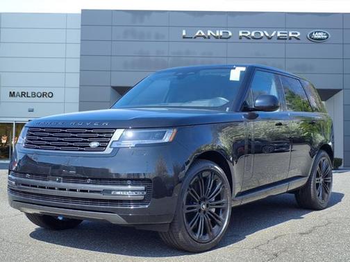 2025 Land Rover Range Rover P530 SE