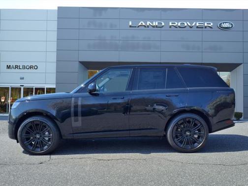 2025 Land Rover Range Rover P530 SE