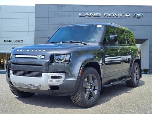 2025 Land Rover Defender 110 S