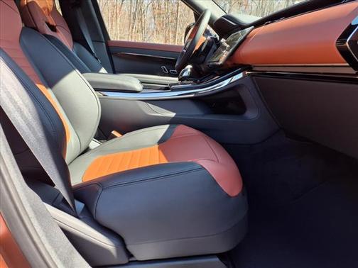2025 Land Rover Range Rover Sport P635 SV Edition Two