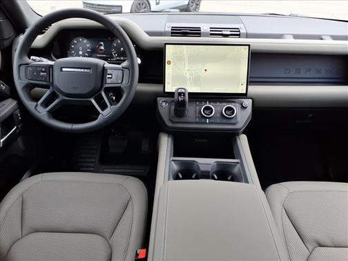 Santorini Black Metallic 2026 Land Rover Defender P400 X-Dynamic SE