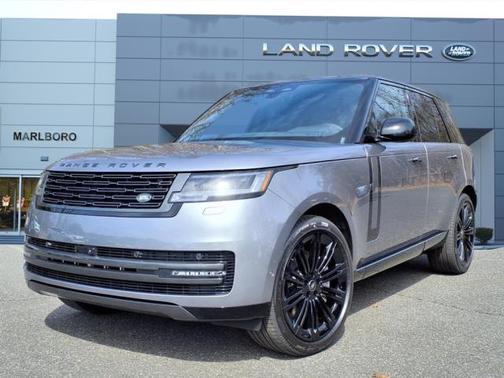 2025 Land Rover Range Rover P530 SE