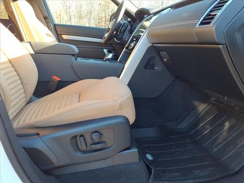 2026 Land Rover Discovery Gemini Edition