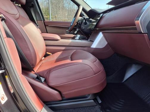 2024 Land Rover Range Rover SE