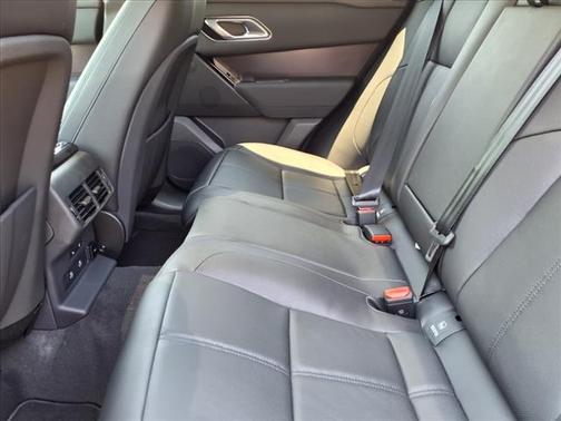 2026 Land Rover Range Rover Velar P250 SE R-Dynamic
