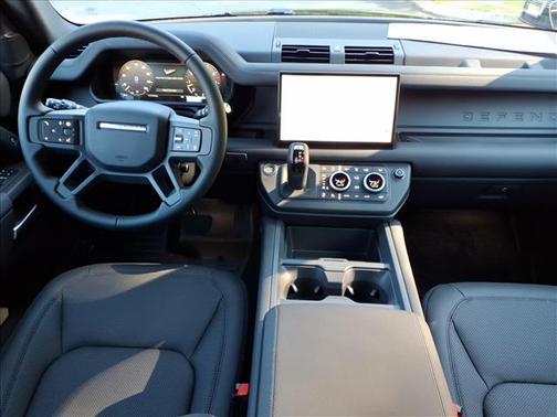 2025 Land Rover Defender 110 P400 X-Dynamic SE