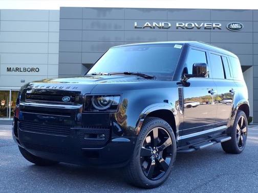 2025 Land Rover Defender 110 P400 X-Dynamic SE
