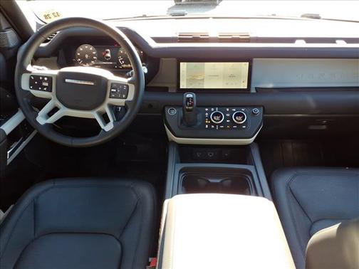 2024 Land Rover Defender 110 P300