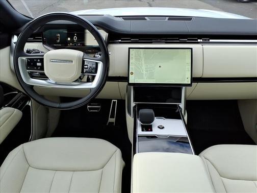 2026 Land Rover Range Rover P530 SE