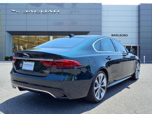 2021 Jaguar XF R-Dynamic SE P300 AWD Automatic