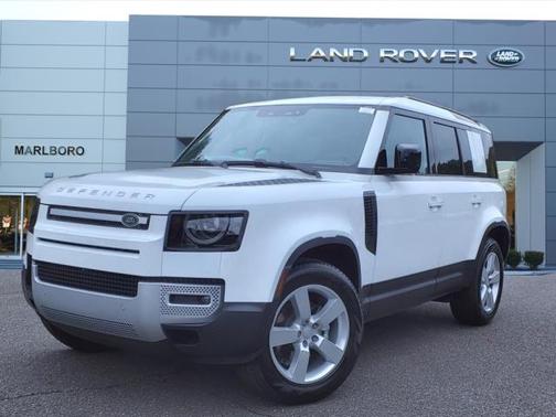 2025 Land Rover Defender 110 P300