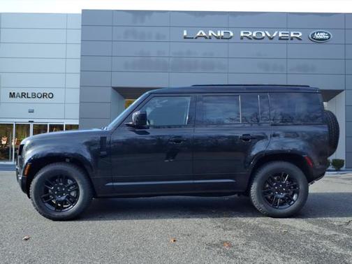 2026 Land Rover Defender X-Dynamic SE