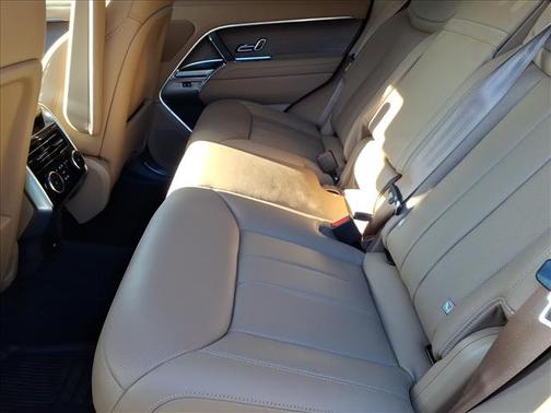 2026 Land Rover Range Rover P400 SE