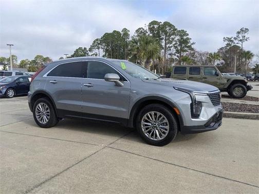 2024 Cadillac XT4 Premium Luxury