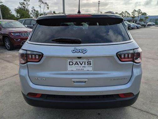 Silver Zynith 2024 Jeep Compass Limited