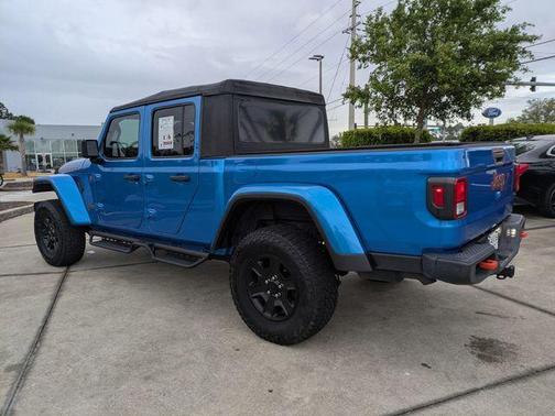 Hydro Blue Pearlcoat 2020 Jeep Gladiator Mojave