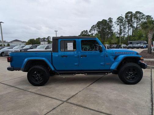 Hydro Blue Pearlcoat 2020 Jeep Gladiator Mojave